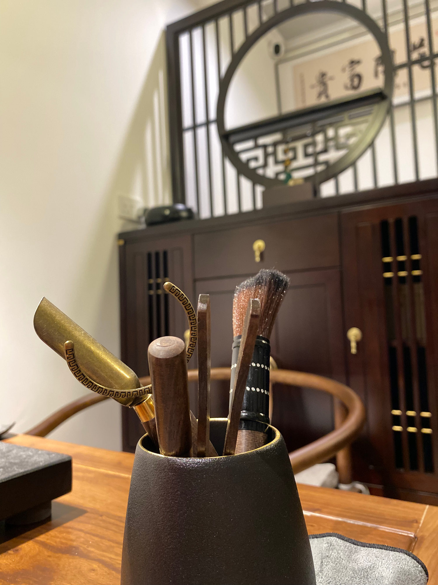 Tools on a practitioner’s table